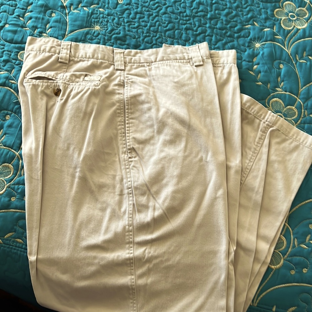 Men’s khaki pants. Like new. Worn only a couple of times